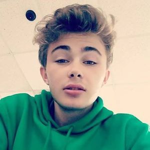 Meet your Posher, Chase